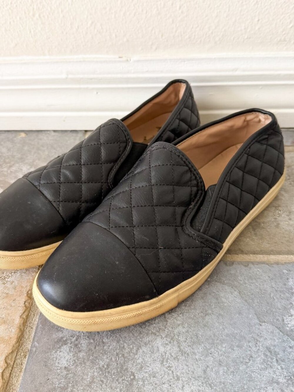 Steve Madden Zaander Quilted Slip On Sneakers Black Faux Leather 8.5M